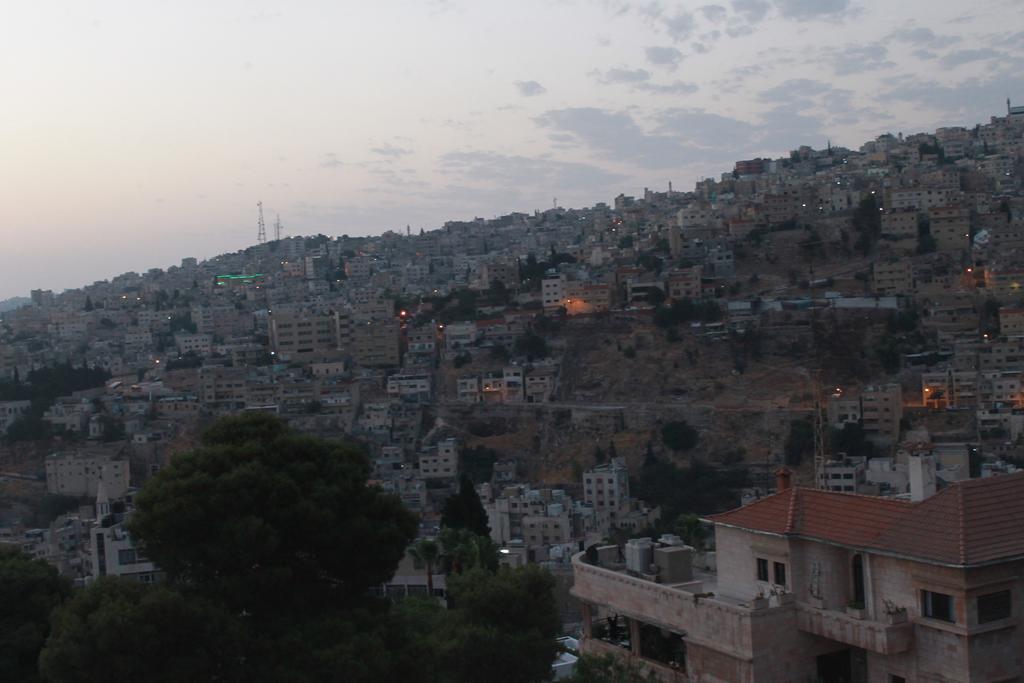 Jabal Amman Hotel Eksteriør bilde